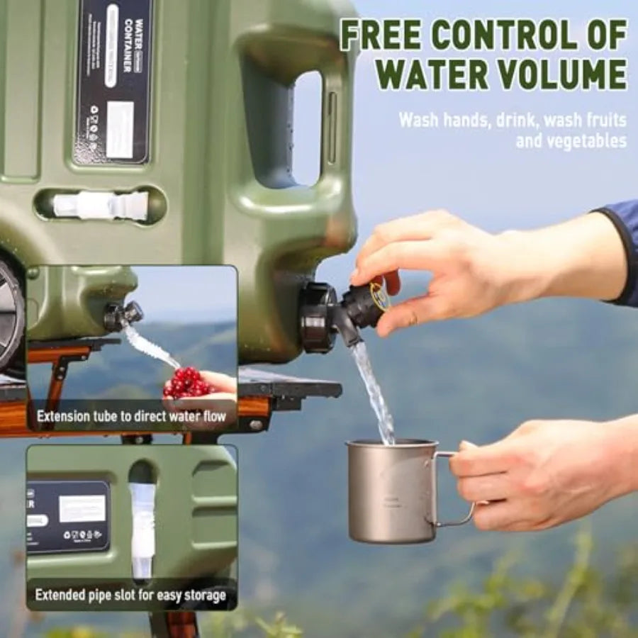 Portable 28L PE Camping Water Jug With Wheels And Spigot