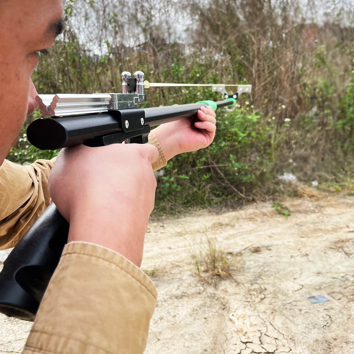 Powerful Metal Slingshot Outdoor Hunting Catapult With Auto Trigger