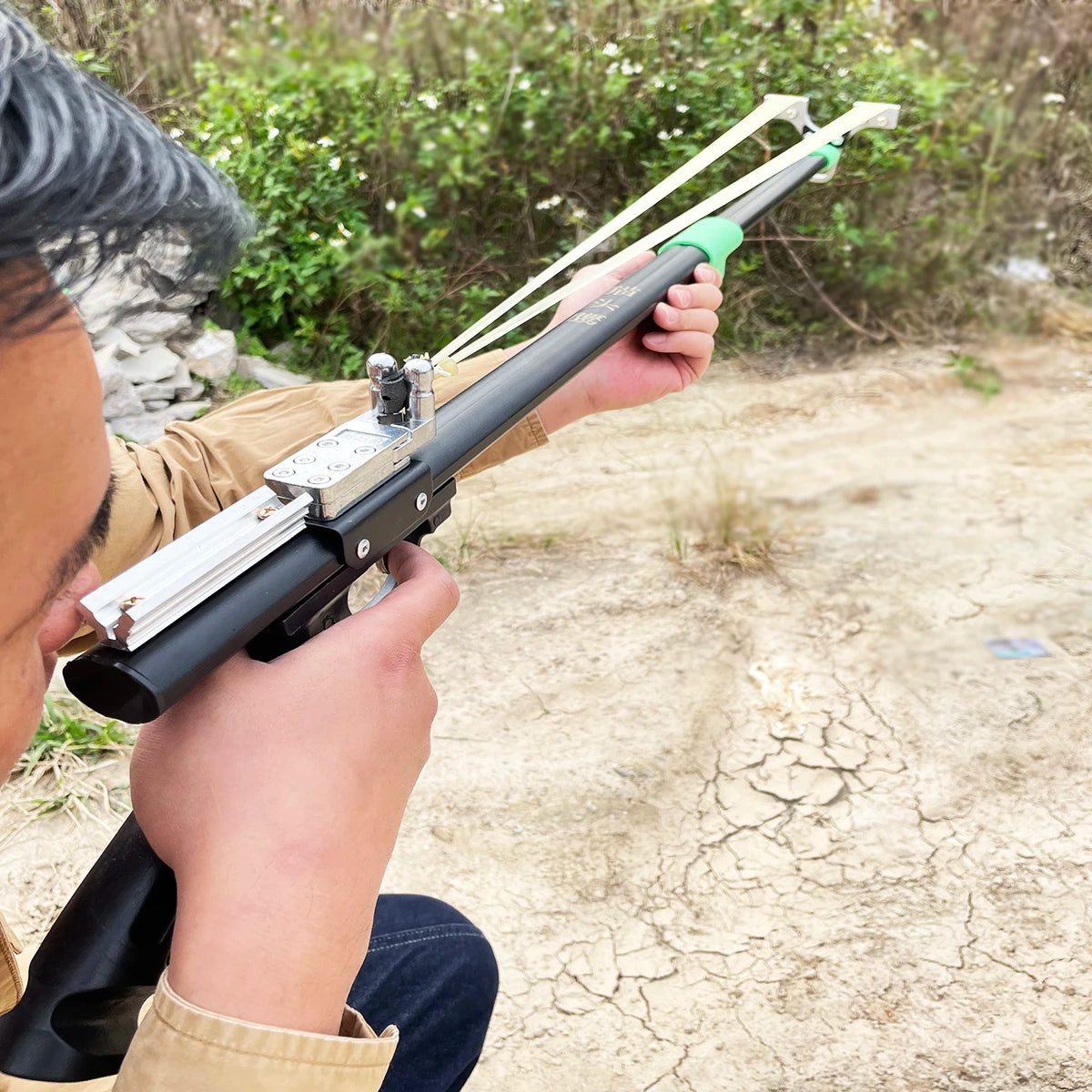 Powerful Metal Slingshot Outdoor Hunting Catapult With Auto Trigger