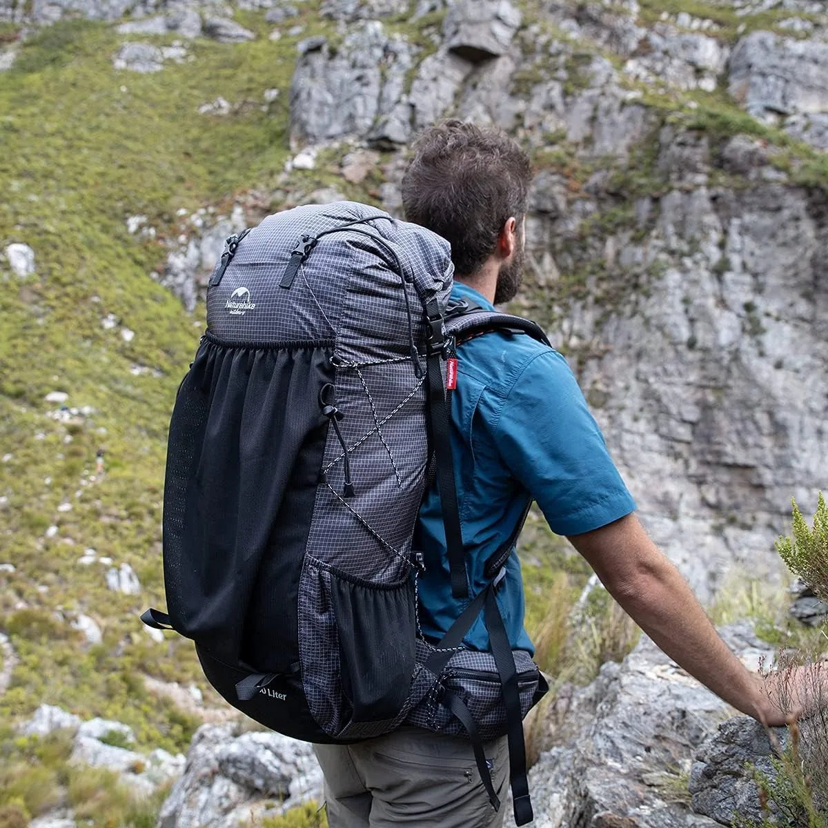 Naturehike Outdoor Mountain Backpack Waterproof With Rain Cover